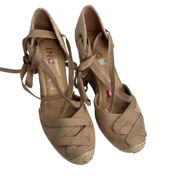 INC International Concepts Merryy Espadrille Wedges Size 8.5 Dark Almond Tan EUC - Picture 2 of 14